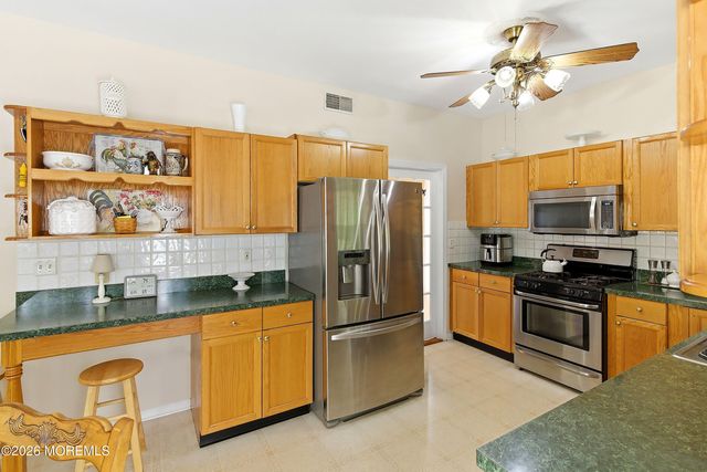 17 Country Woods Drive, New Egypt, NJ 08533