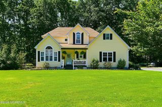 17 Country Woods Drive, New Egypt, NJ 08533