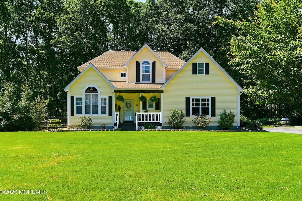 17 Country Woods Drive, New Egypt, NJ 08533