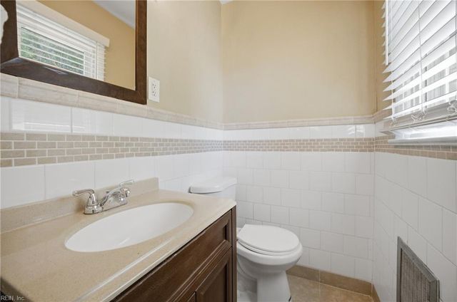 2802 Bending Oak DR, Hampton, VA 23666