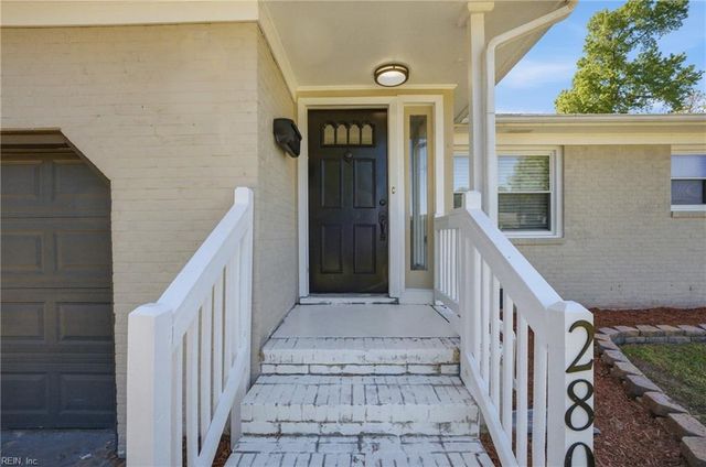 2802 Bending Oak DR, Hampton, VA 23666