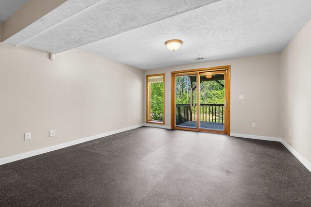 818 Metz Lane, Rockton, IL 61072