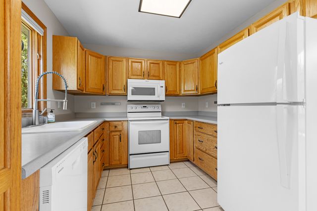818 Metz Lane, Rockton, IL 61072