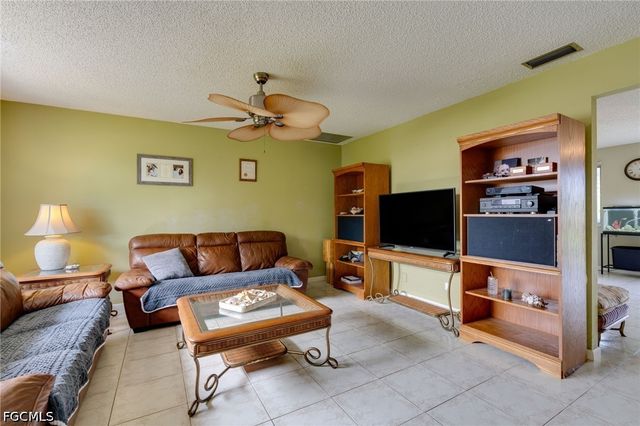 4521 Orchid BLVD, Cape Coral, FL 33904