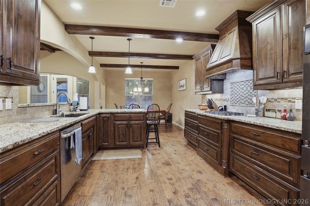 16515 E 47th Place, Tulsa, OK 74134