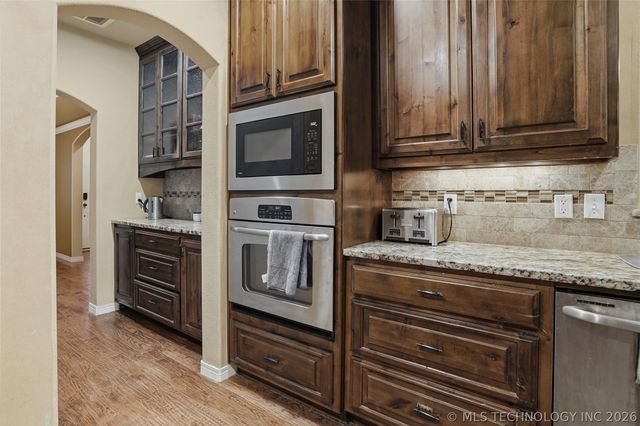 16515 E 47th Place, Tulsa, OK 74134