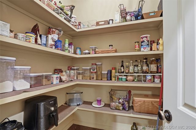 16515 E 47th Place, Tulsa, OK 74134