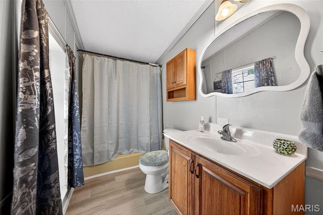 819 Horizon Lane, Fenton, MO 63026