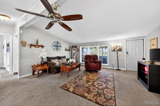 819 Horizon Lane, Fenton, MO 63026