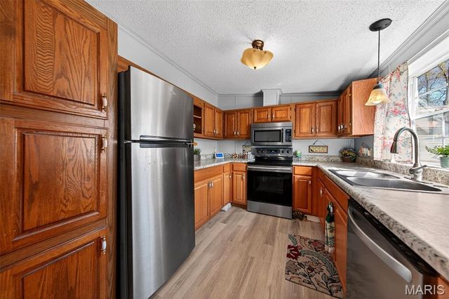 819 Horizon Lane, Fenton, MO 63026