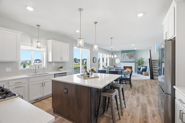 17834 Evershed Way, Lakeville, MN 55044