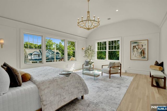 110 Blauvelt Avenue, Ho-ho-kus, NJ 07423