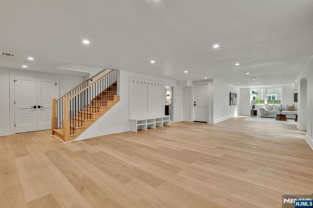 110 Blauvelt Avenue, Ho-ho-kus, NJ 07423