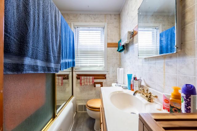 1639 S 14th Avenue, Maywood, IL 60153