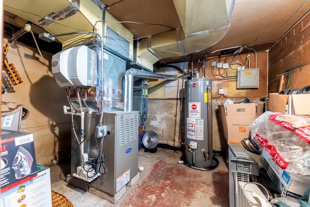 1639 S 14th Avenue, Maywood, IL 60153