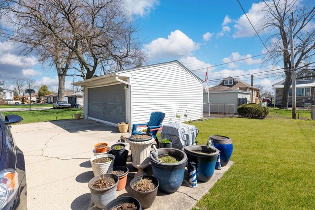 1639 S 14th Avenue, Maywood, IL 60153