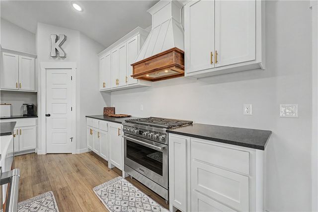 16731 Patton Road, Pea Ridge, AR 72751