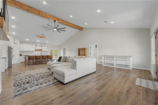 16731 Patton Road, Pea Ridge, AR 72751