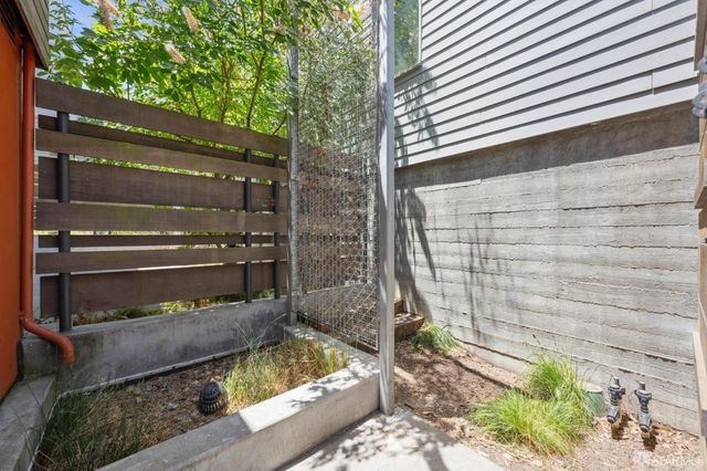 100 Avocet Way, San Francisco, CA 94124