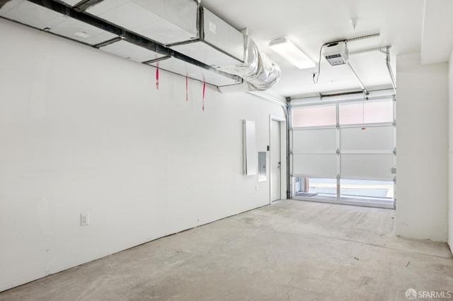 100 Avocet Way, San Francisco, CA 94124