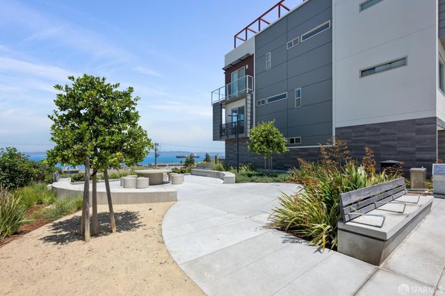 100 Avocet Way, San Francisco, CA 94124