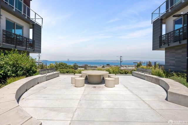 100 Avocet Way, San Francisco, CA 94124