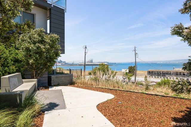 100 Avocet Way, San Francisco, CA 94124