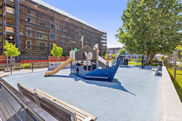 100 Avocet Way, San Francisco, CA 94124