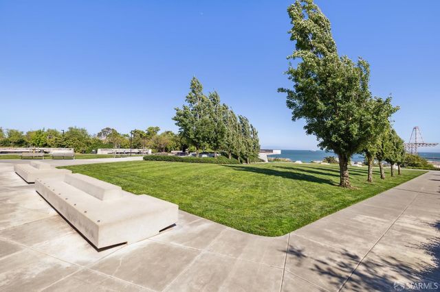 100 Avocet Way, San Francisco, CA 94124
