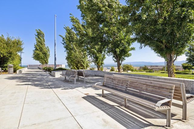 100 Avocet Way, San Francisco, CA 94124
