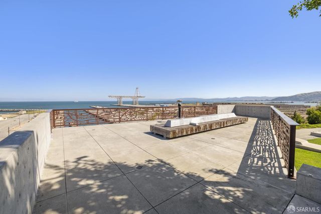100 Avocet Way, San Francisco, CA 94124