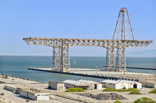100 Avocet Way, San Francisco, CA 94124