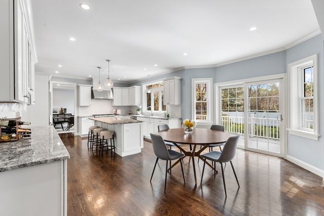 15 Summer St, Lexington, MA 02420
