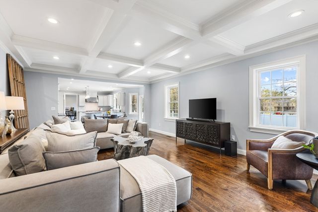 15 Summer St, Lexington, MA 02420