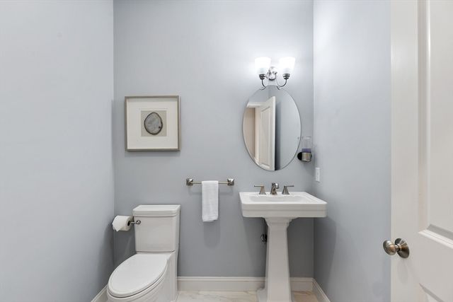 15 Summer St, Lexington, MA 02420