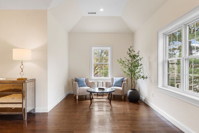 15 Summer St, Lexington, MA 02420