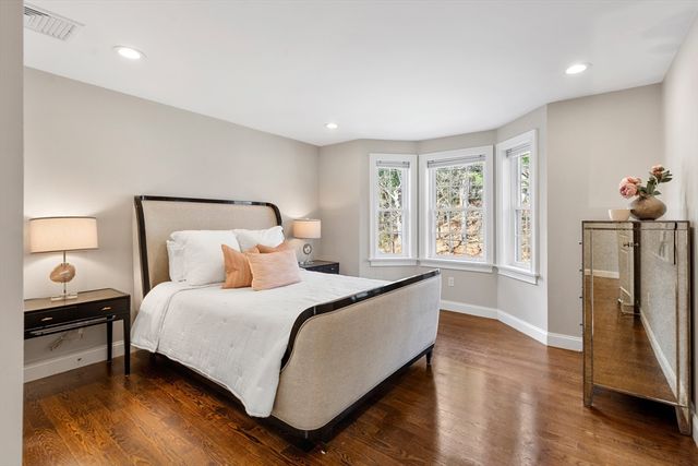 15 Summer St, Lexington, MA 02420