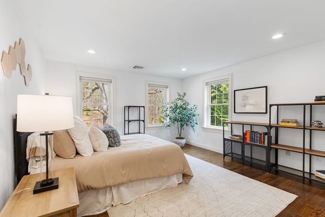 15 Summer St, Lexington, MA 02420