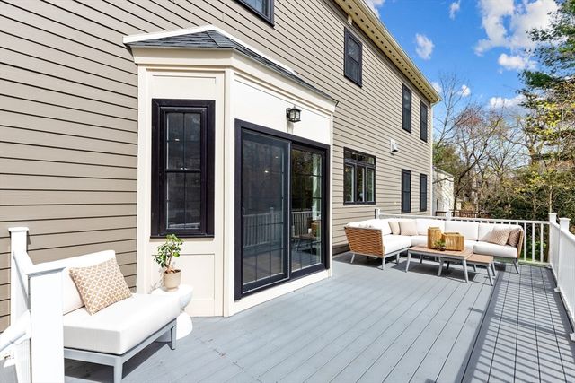 15 Summer St, Lexington, MA 02420