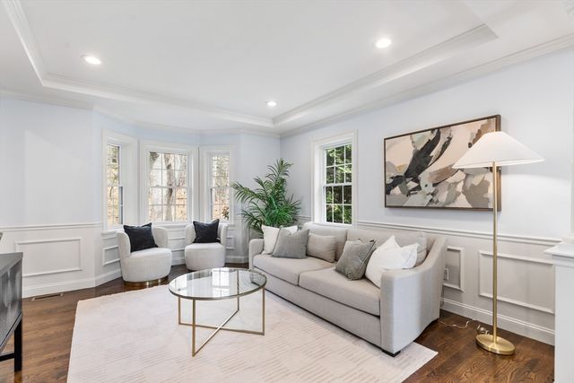 15 Summer St, Lexington, MA 02420