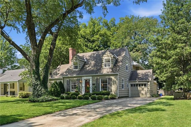 5646 Norwood Street, Fairway, KS 66205