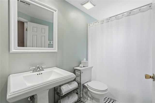 5646 Norwood Street, Fairway, KS 66205