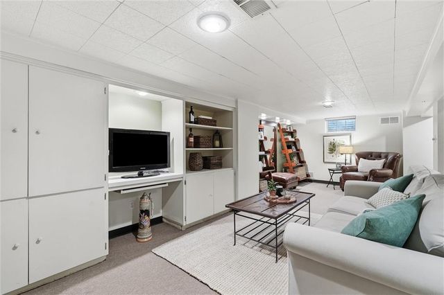 5646 Norwood Street, Fairway, KS 66205
