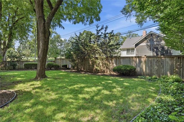 5646 Norwood Street, Fairway, KS 66205