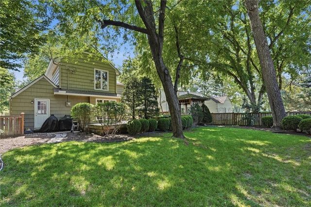 5646 Norwood Street, Fairway, KS 66205