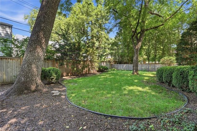 5646 Norwood Street, Fairway, KS 66205