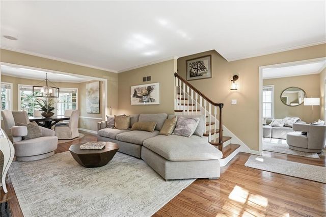 5646 Norwood Street, Fairway, KS 66205
