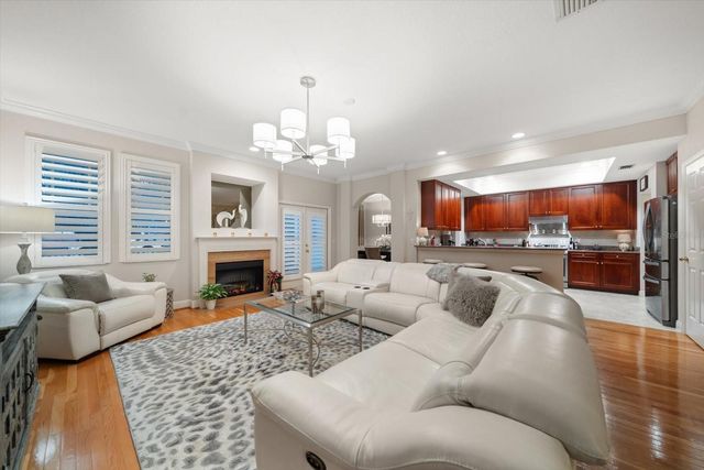 291 1ST AVENUE SW, Largo, FL 33770