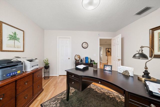 291 1ST AVENUE SW, Largo, FL 33770