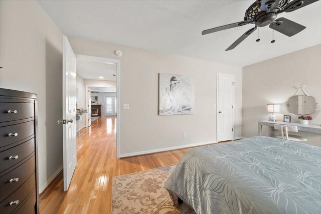 291 1ST AVENUE SW, Largo, FL 33770